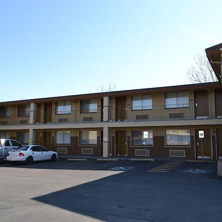 Days Inn Spokane Kültér fotó